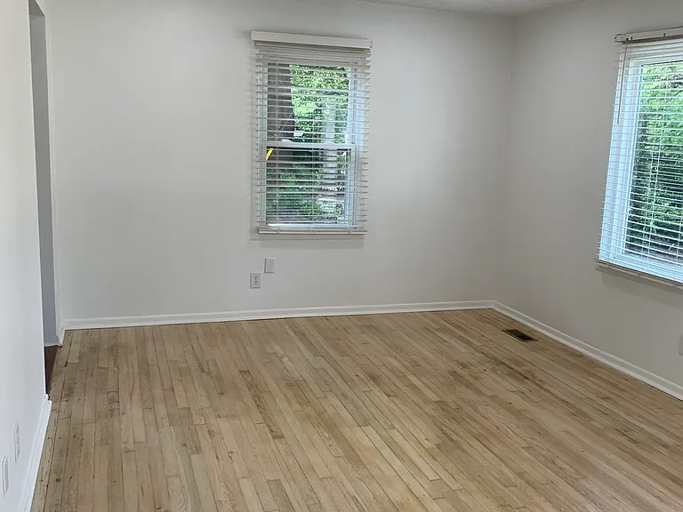 2334 Johnson Ferry Rd NE — Photo 5