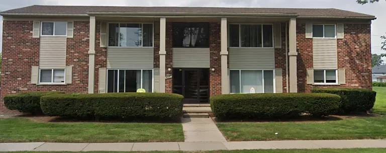 360 Walnut St #204 — Photo 2