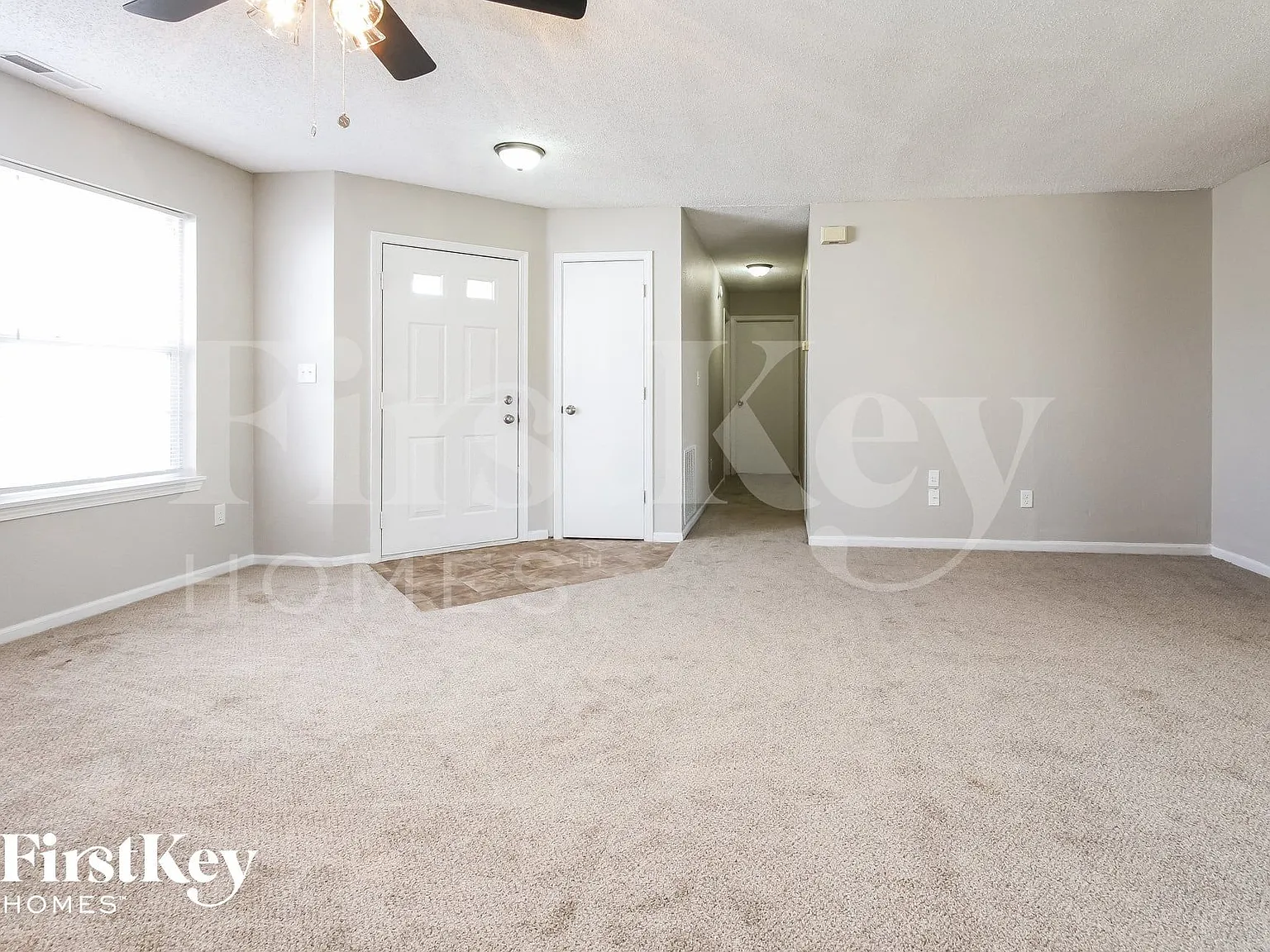 3 bed, 2.0 bath, 1194 sqft, $1,755 — Photo 3