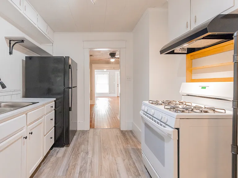2162 W Lowry St — Photo 9