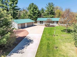 E2190 Parfreyville Rd, Waupaca, WI 54981