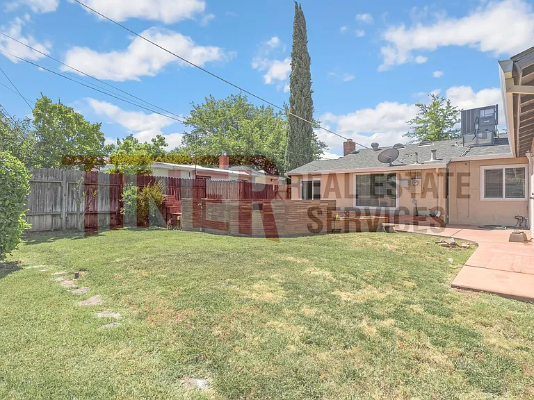 3413 Windsor Dr — Photo 25