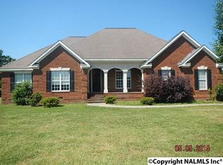 2950 White Oak Dr, Southside, AL 35907