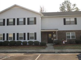 205 Cordell Cir, Jacksonville, NC 28540