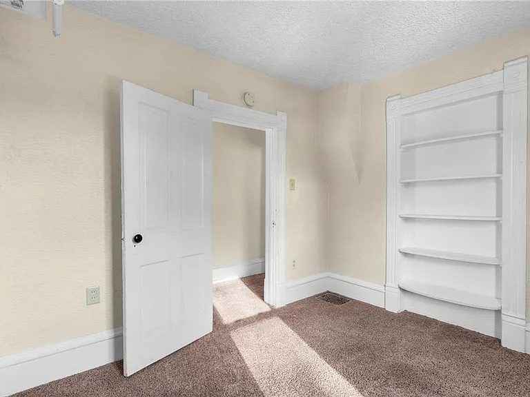 511 16th St NE — Photo 12
