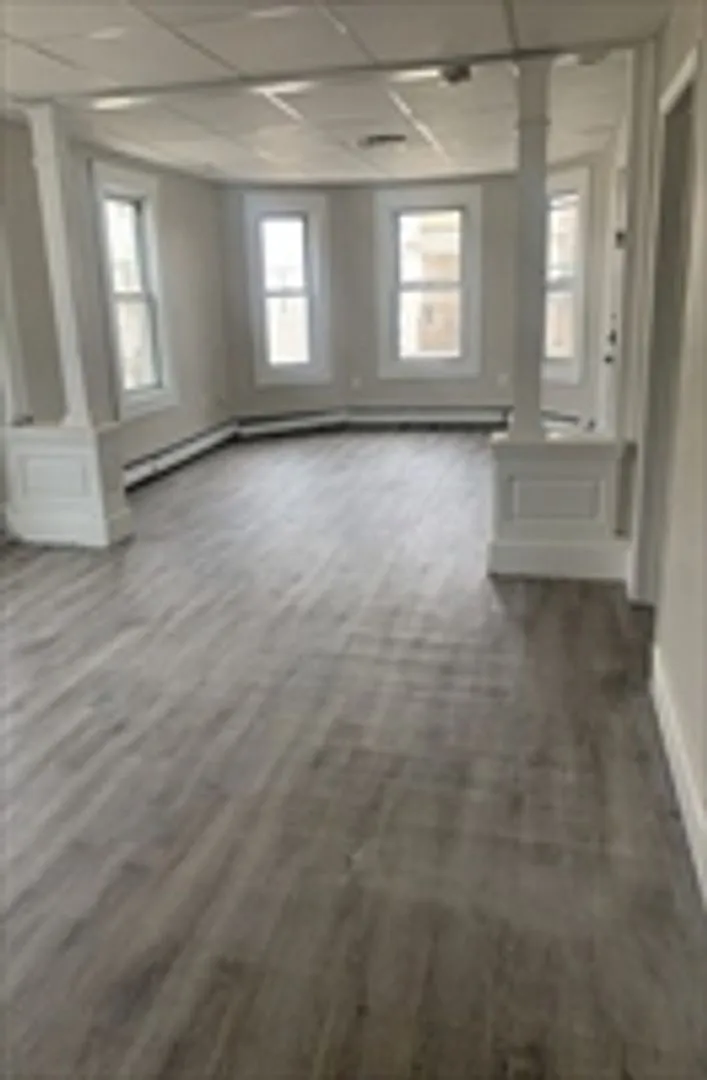 6-8 Conduit Street — Photo 1