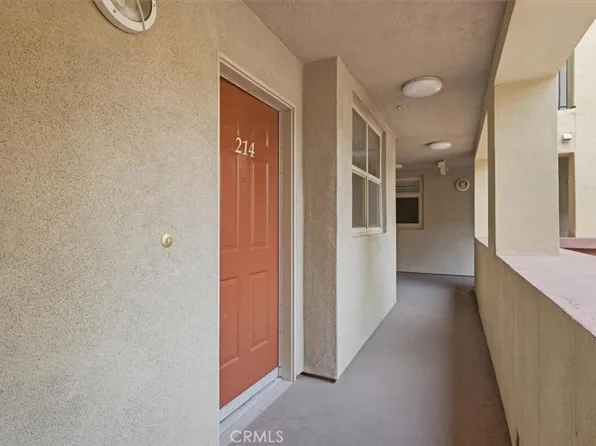 2742 Cabrillo Ave, Torrance, CA 90501