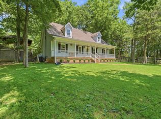 4860 Pyles Rd, Chapel Hill, TN 37034