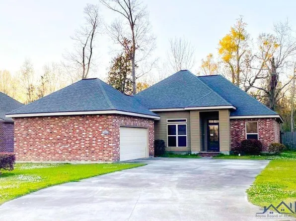 202 Turner St, Schriever, LA 70395