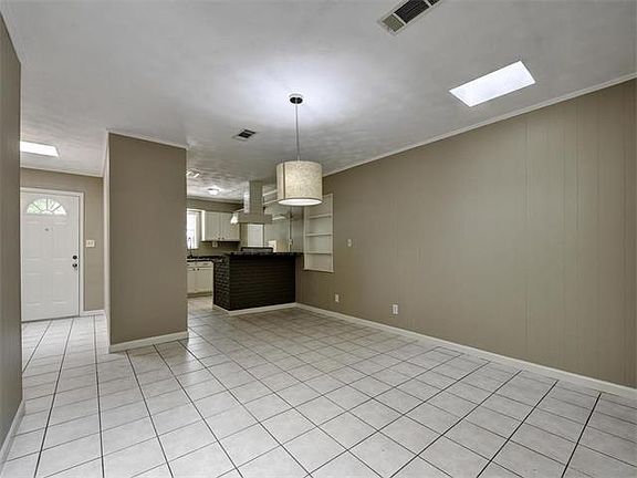 2nd image of 251 Cool Water Dr