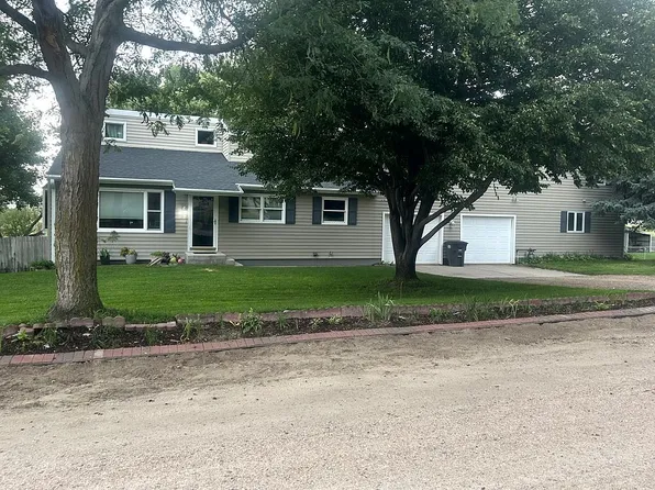 105 Ash St, Kearney, NE 68845