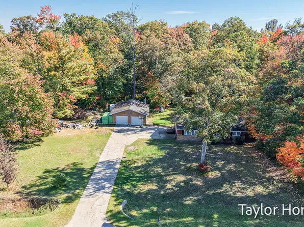 3120 Dalson Rd, Twin Lake, MI 49457