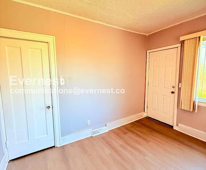 2302 Hazelwood St #1 — Photo 19