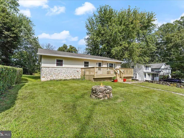 79 Mary St, Coatesville, PA 19320