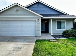 7810 W Kayak Ct, Rathdrum, ID 83858