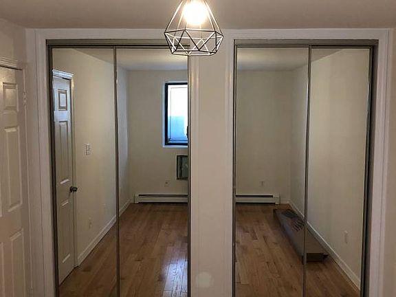 4th image of 1097 E 72nd St APT 1
