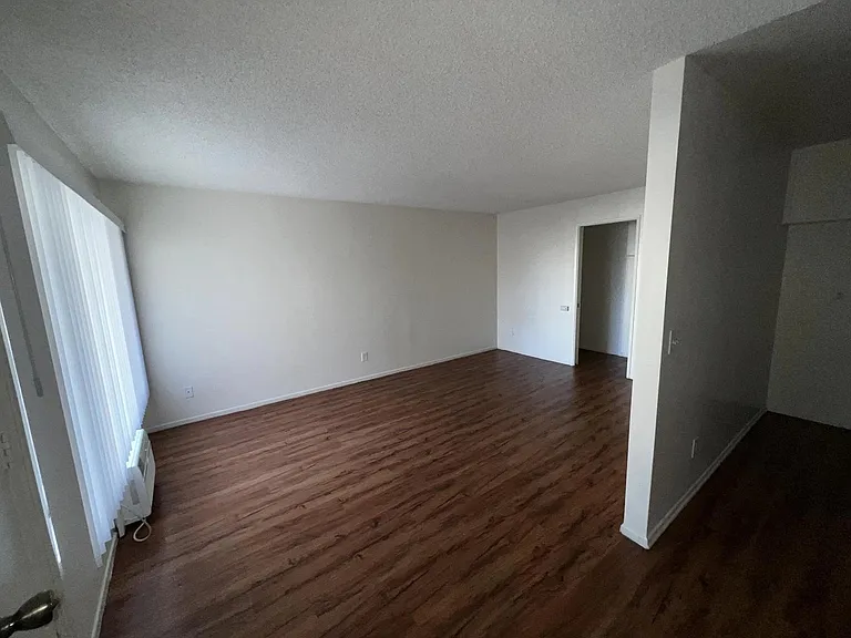 15751 Ryon Ave #7 — Photo 14