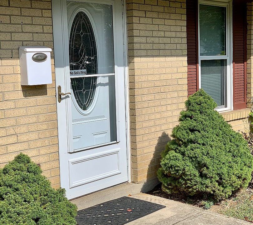 1st image of 6841 Stonehurst Dr
