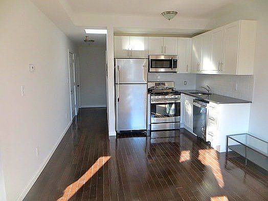 1st image of 201 Macdonough St APT 3