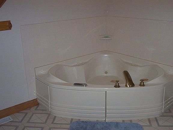 Whirlpool Tub