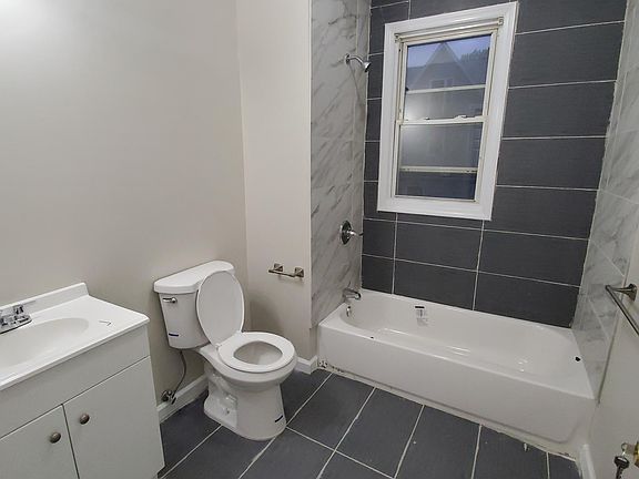 4th image of 56 William St #2M