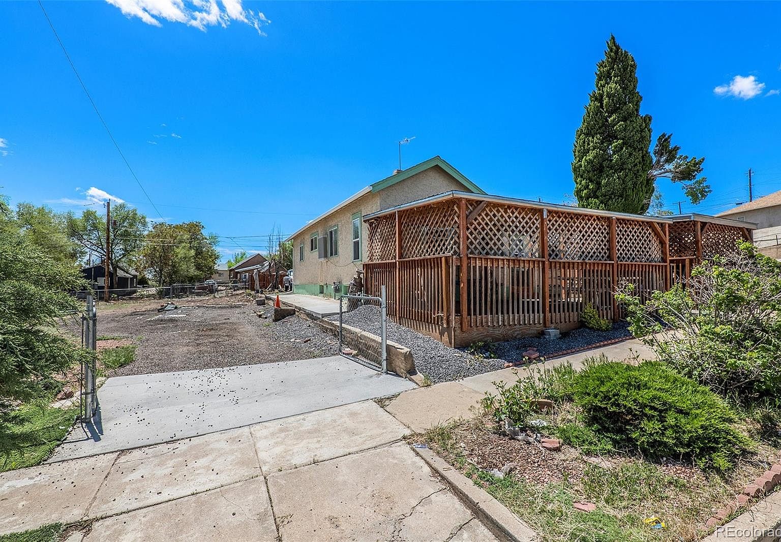416 E Ash Street, Pueblo, CO 81003 | Zillow