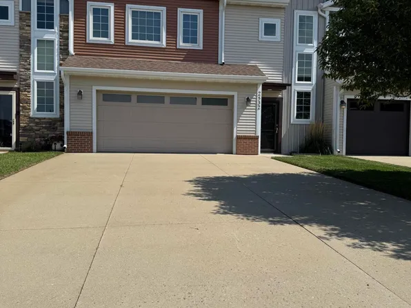 2532 Dakota Blvd, Dickinson, ND 58601