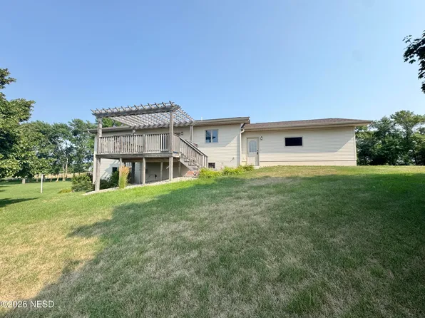 45286 166th St, Watertown, SD 57201