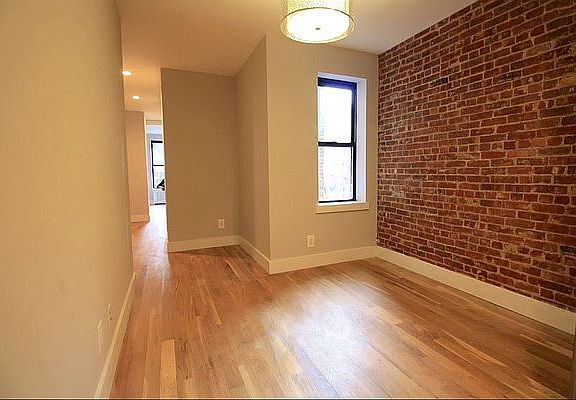 2nd image of 456 9th Ave APT 7