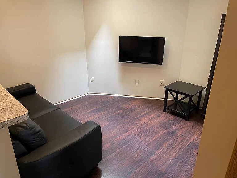 101 Market St #2 — Photo 9