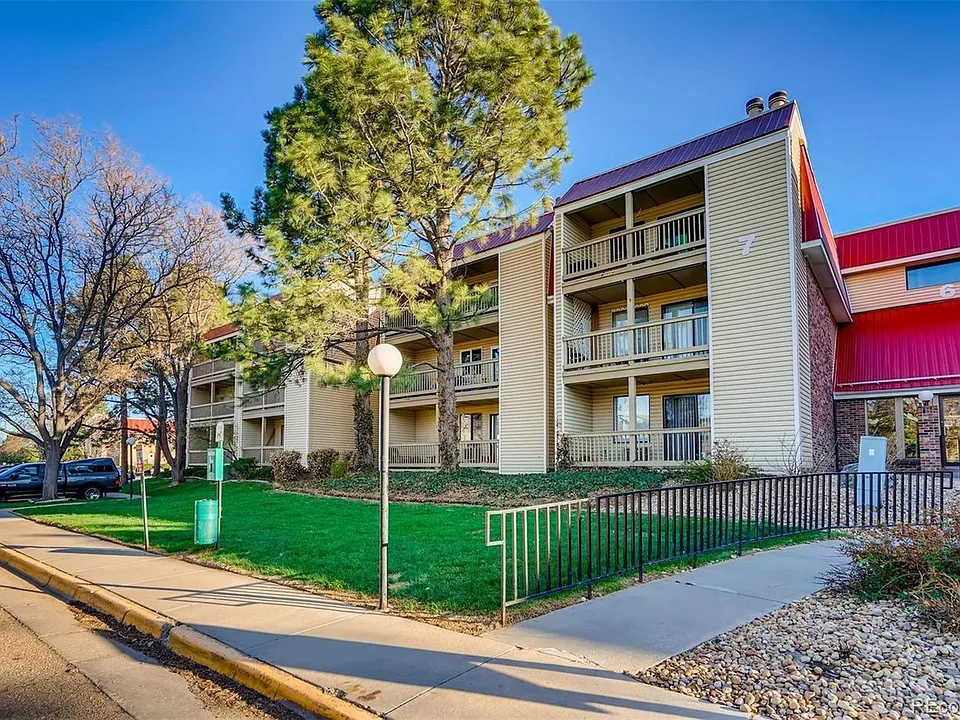 14740 E Kentucky Dr #712