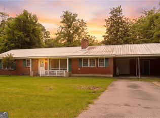 695 Lanes Bridge Rd, Jesup, GA 31545