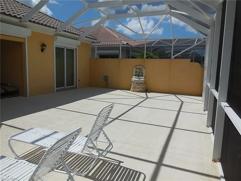 8539 Alessandria Ct — Photo 31