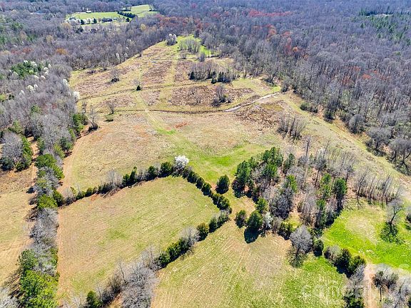 5th image of 2548 Gordon Rd