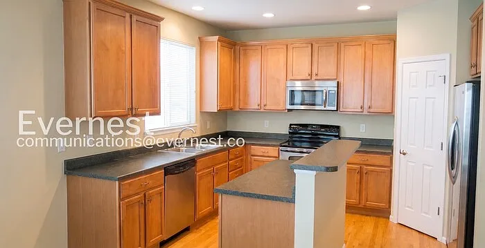3709 Full Moon Dr — Photo 2