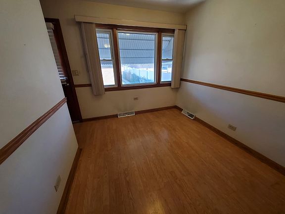 4th image of 3815 N Sayre Ave