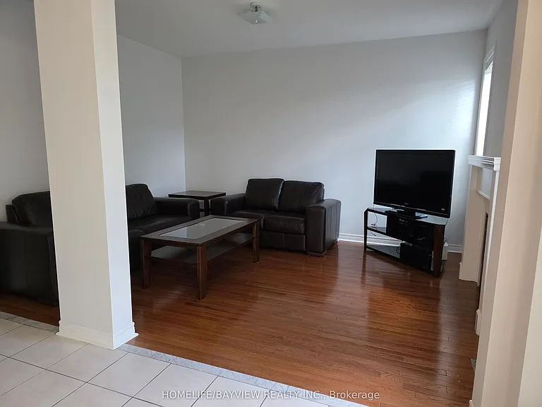 33 Aikenhead Ave — Photo 7