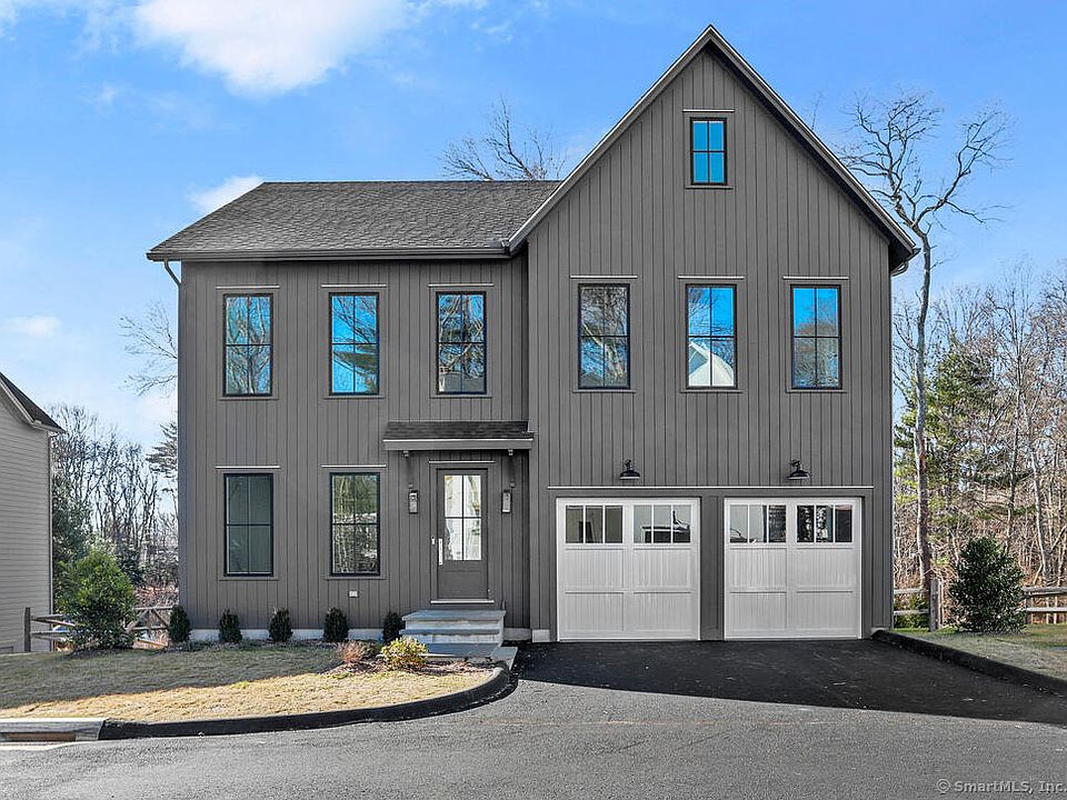 1st image of 12 White Barns Lane #12