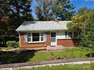 123 Indian Trl, Burnsville, NC 28714