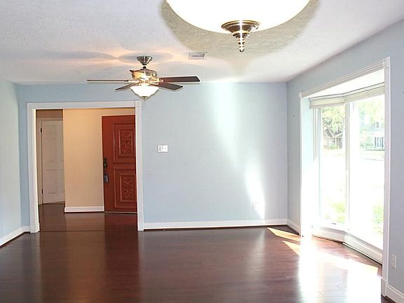 2nd image of 13918 Saint Marys Ln