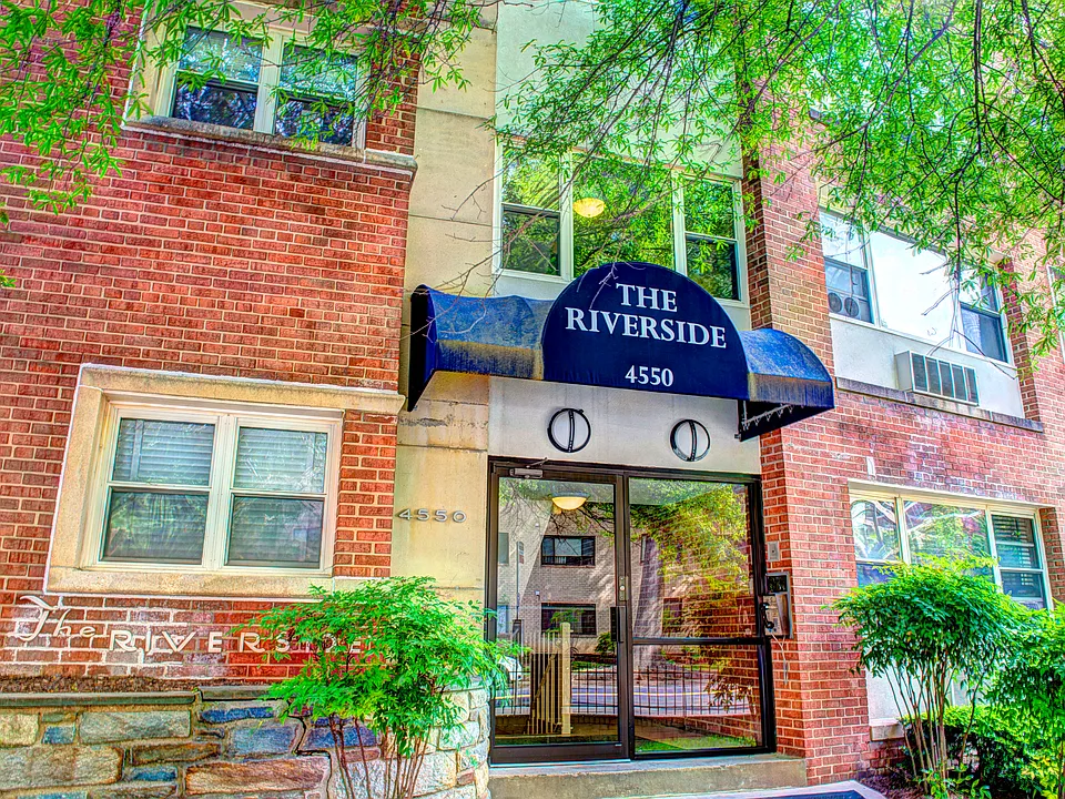 4550 Macarthur Blvd NW #3