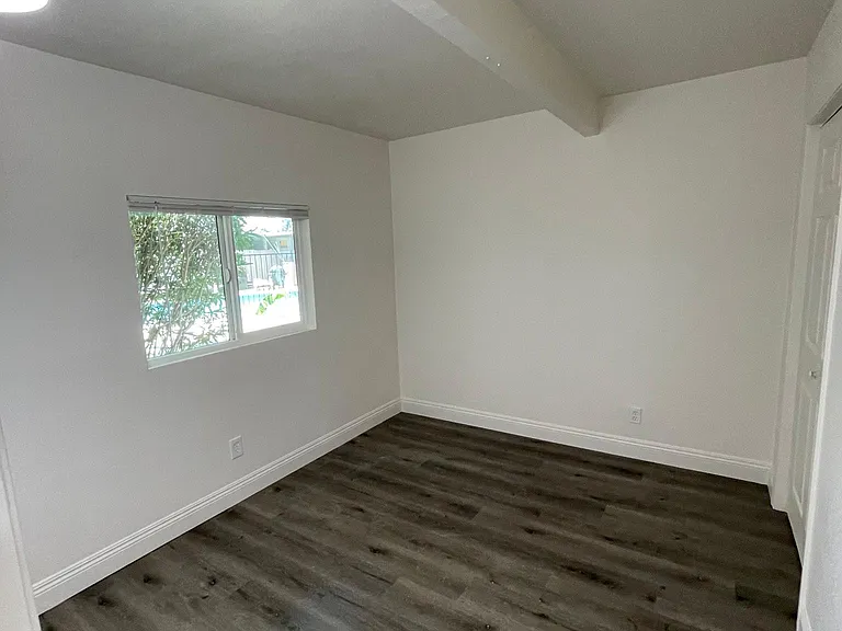 2833 N West Ave #2833 — Photo 14