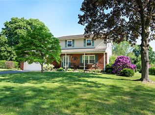 3127 Queen Rd, Ravenna, OH 44266