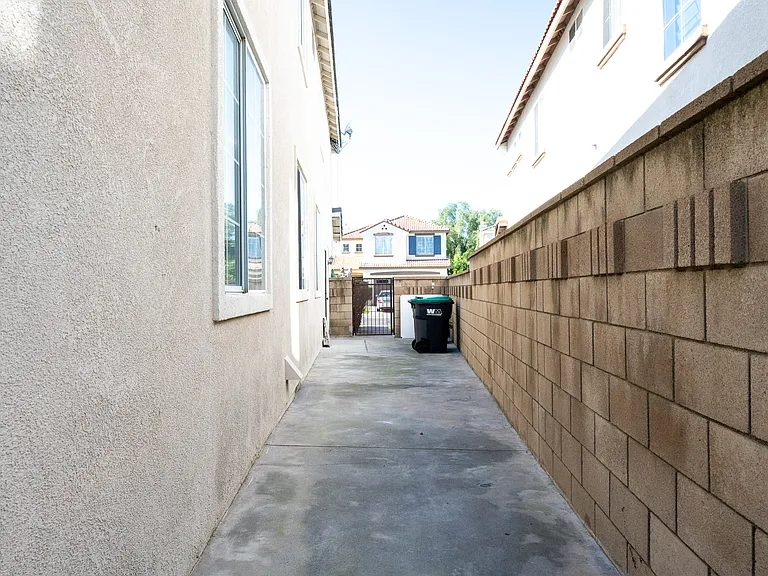 15747 Roan Rd — Photo 56