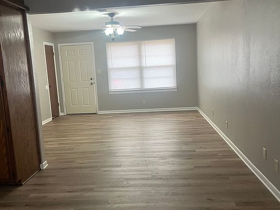 4th image of 115 Detroit Ave