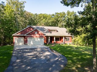 2506 52nd St, Fennville, MI 49408