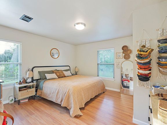 4th image of 2908 County Road 510a