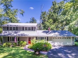 128 Deforest Rd, Wilton, CT 06897