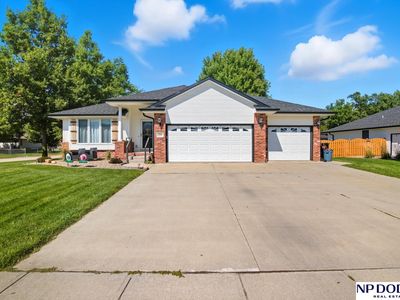 1320 Brewer Dr, Fremont, NE, 68025