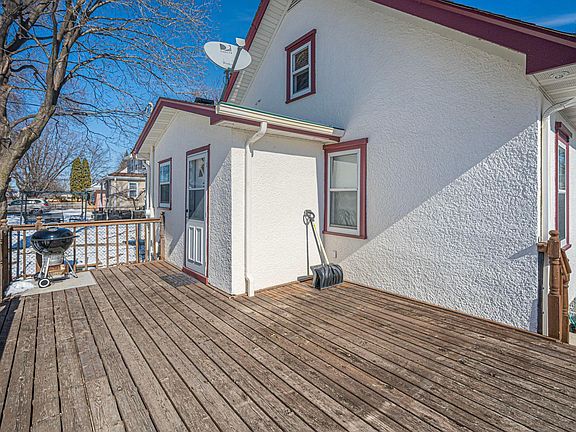 4th image of 5720 43rd Ave S